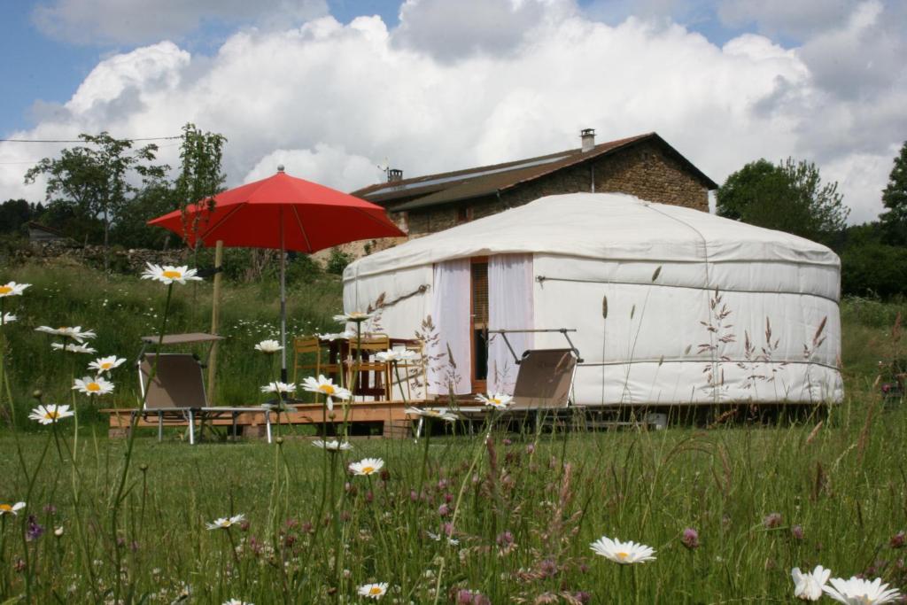 Yourtes En Terrasse * Bonneval (Haute-Loire)