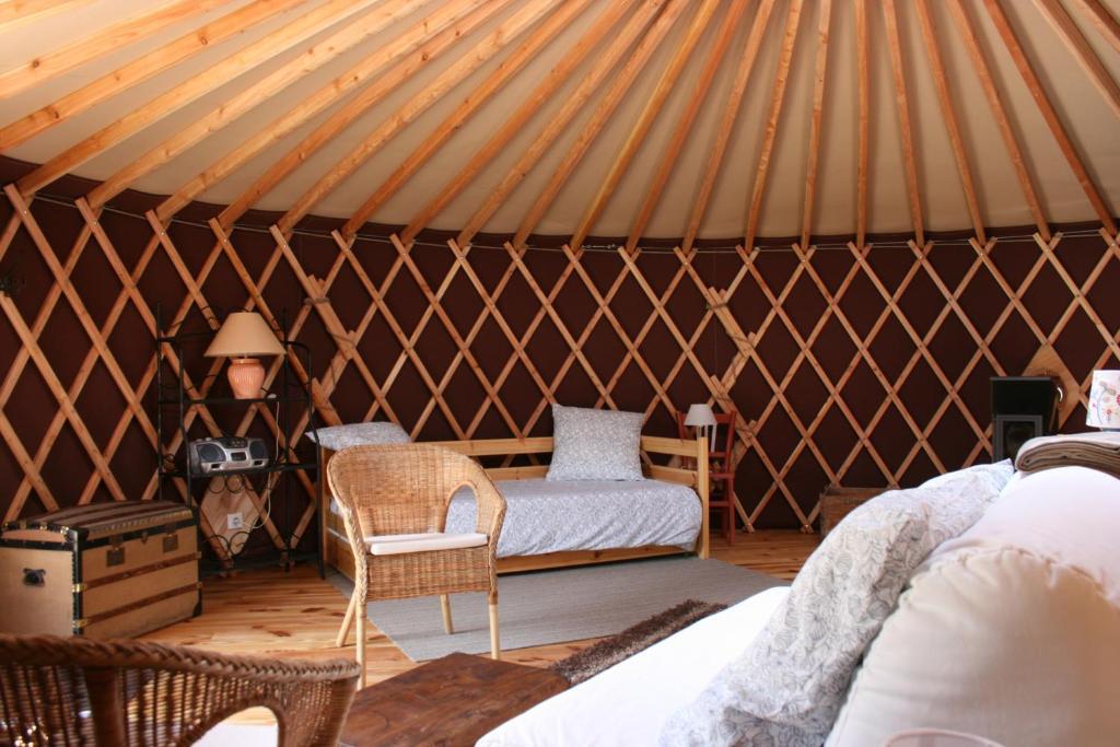 Tente de luxe Yourtes En Terrasse Bonneval (Haute-Loire)